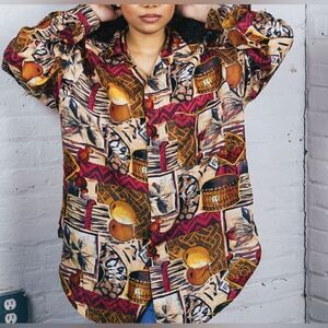 Retro Elegance: 80s Vintage Multi-Colored 100% Silk Long Sleeve Button-Up Shirt
